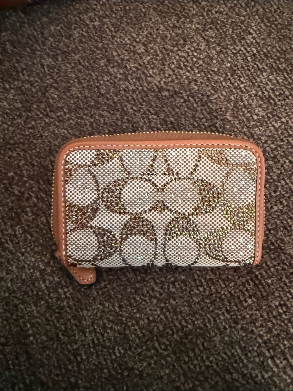 Coach Hamptons Hobo Bag in Crystal Signature Jacquard with matching wallet EUC - Picture 7 of 8